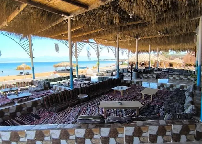 The Sea Side Camp Kemping